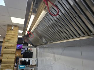 Traspaso por cambio de sector: dark kitchen lista