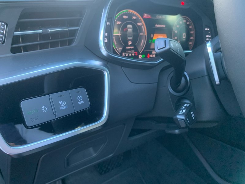 Audi A6 2024, foto 16