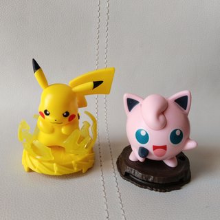 Pikachu e Jigglypuff Pokemon Figure