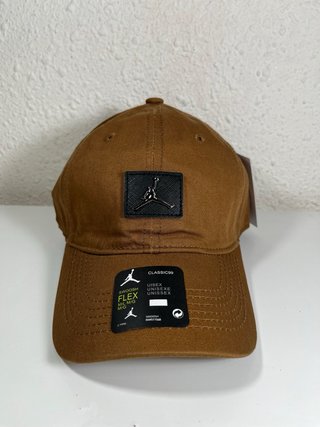Gorra Jordan Classic99 Marrón oscuro | Ajustable |