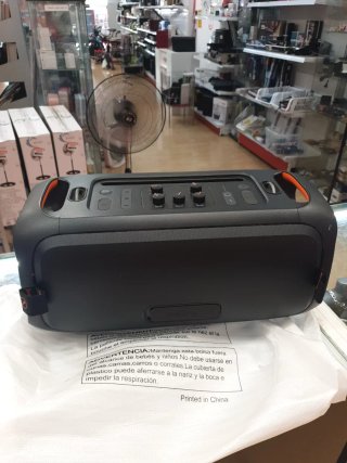 JBL Partybox ON-THE-GO Essential