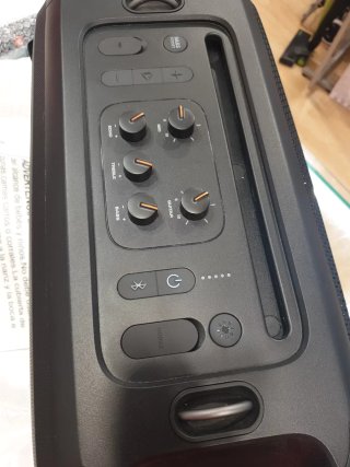 JBL Partybox ON-THE-GO Essential