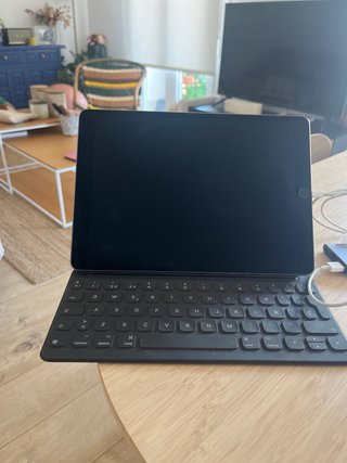 iPad Air 3 con custodia tastiera