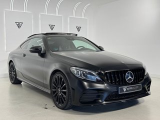 Mercedes-Benz Clase C 300 Coupe 258cv 9G-T