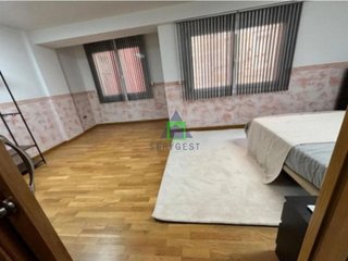 Piso en venta en Centro en Ourense