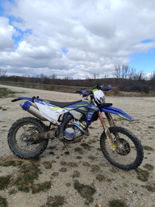 Moto Sherco 300 SEF-R Factory 2023 enduro