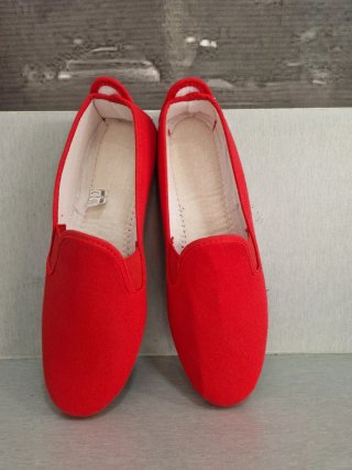 Zapatillas rojas talla 40 nuevas