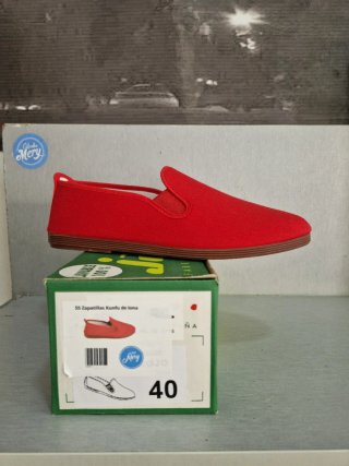 Zapatillas rojas talla 40 nuevas