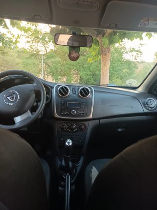 Dacia Sandero 2015