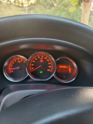 Dacia Sandero 2015