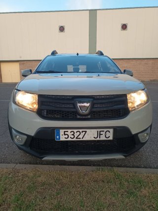 Dacia Sandero 2015