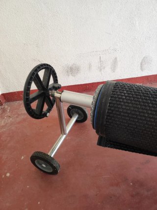 Manta térmica piscina 8x4 y enrollador acero inox