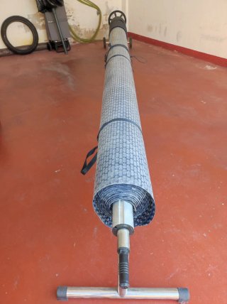 Manta térmica piscina 8x4 y enrollador acero inox