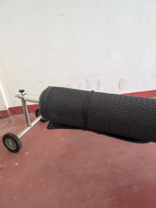 Manta térmica piscina 8x4 y enrollador acero inox