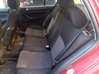 Volkswagen Golf 2003