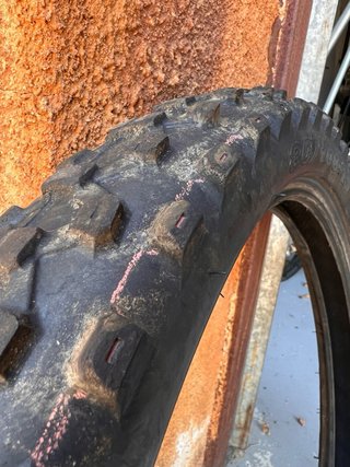 Neumático trasero moto 80/100-19 Talaria Surron