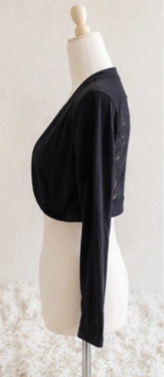 Chaquetilla bolero negra Clockhouse de encaje - M