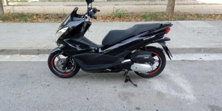 Honda PCX 125 Negra