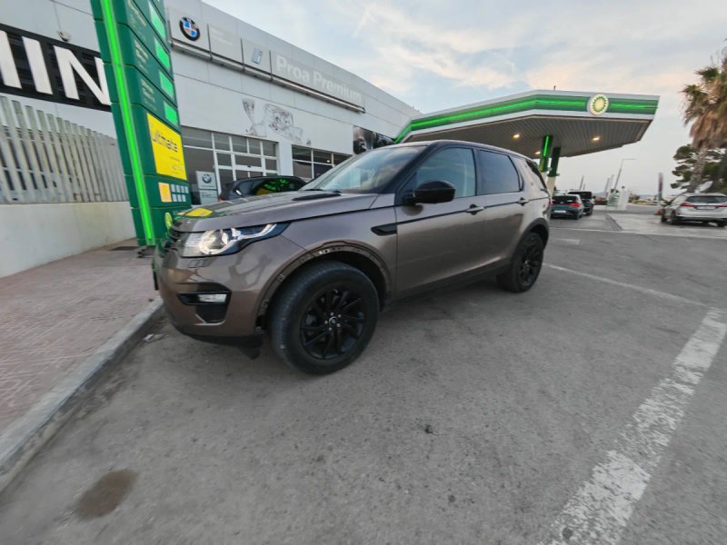Land Rover Discovery Sport 2019 - foto 1