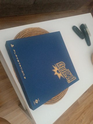 Buzz Concurso Universal PS3 + caja + Mandos inalám