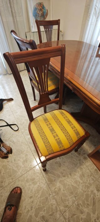 Mesa antigua madera con 6 sillas
