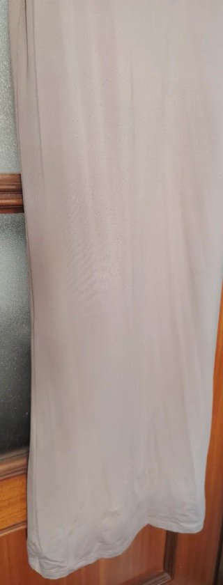 Vestido largo beige tirantes
