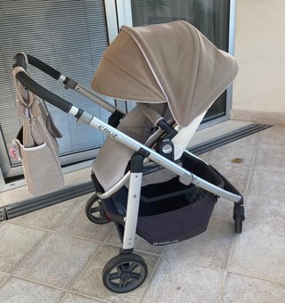 UPPAbaby Cruz + capazo + fundas Bondesio