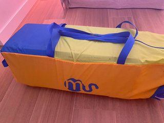 Cuna de viaje portátil
