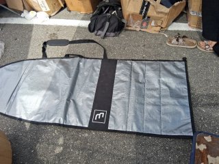 Funda Tabla Surf 5'6 Negra/Plateada sin cremellera
