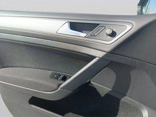 CUOTA 203 € Volkswagen Golf 2020