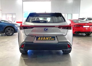Lexus UX 2022