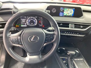 Lexus UX 2022
