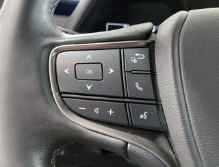 Lexus UX 2022