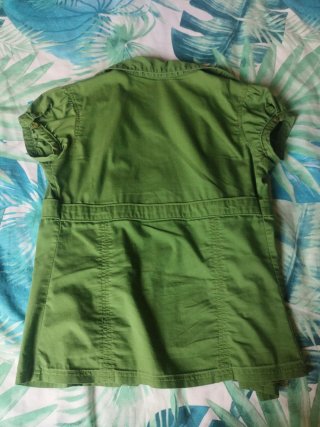 Blusa Stradivarius verde talla S
