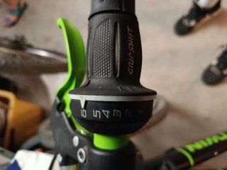 Bici Btwin Negra y Verde