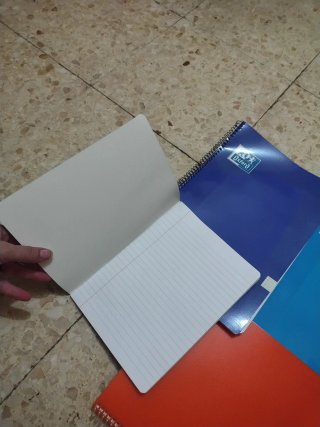 4 Libretas Espiral (Naranja, Verde, Azul)