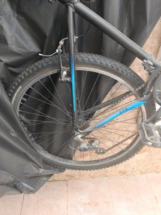 Bicicleta de adulto, 2*100 euros