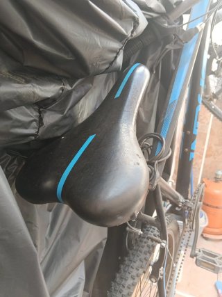 Bicicleta de adulto, 2*100 euros