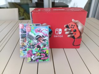 Nintendo Switch con Mario Kart y Splatoon 2