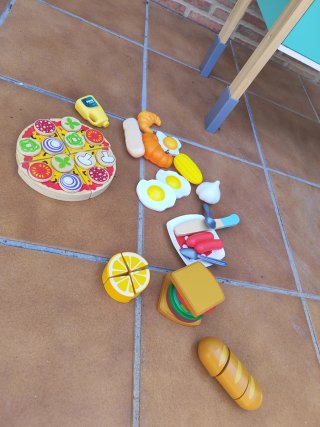 Cocina de juguete equipada