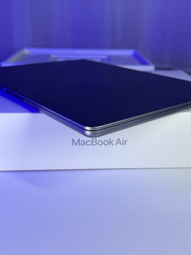 COMO NUEVO MacBook Air M2 Plata