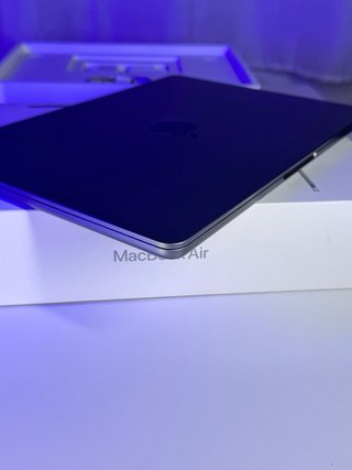 COMO NUEVO MacBook Air M2 Plata