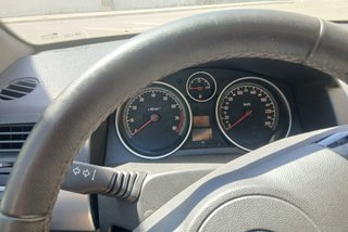 Opel Astra 2010 1.6 115 cv Automatico Gasolina