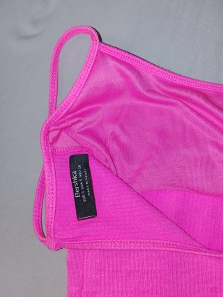 Body Bershka rosa neón