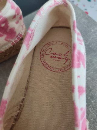 Alpargatas Coolway rosas y blancas