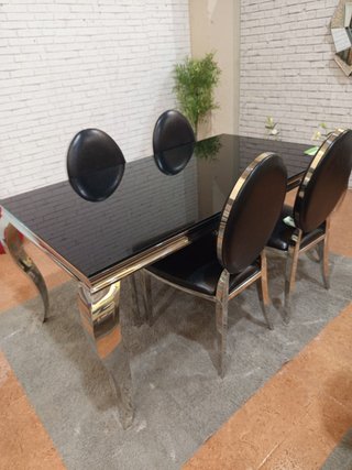 Mesa comedor cristal negro y 4 sillas cromadas