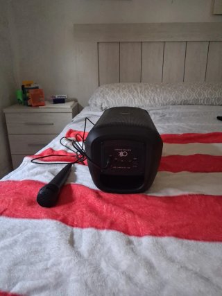 Altavoz OK Party Box LED TWS Karaoke