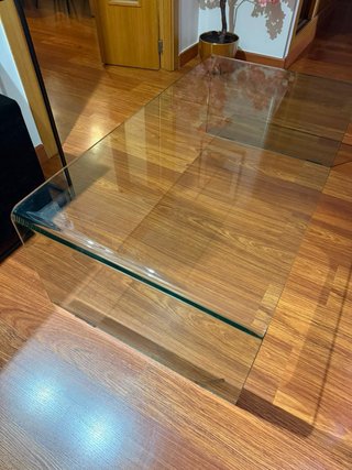 Mesa baja cristal templado curvo salón