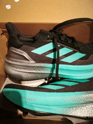 Zapatillas Adidas Ultraboost Mercedes 39.5
