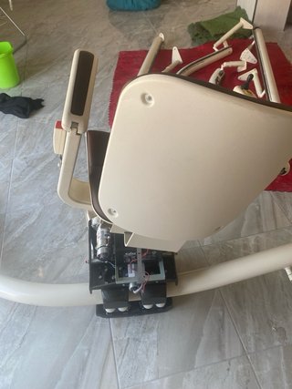 Silla de seguridad y carriles de elevación